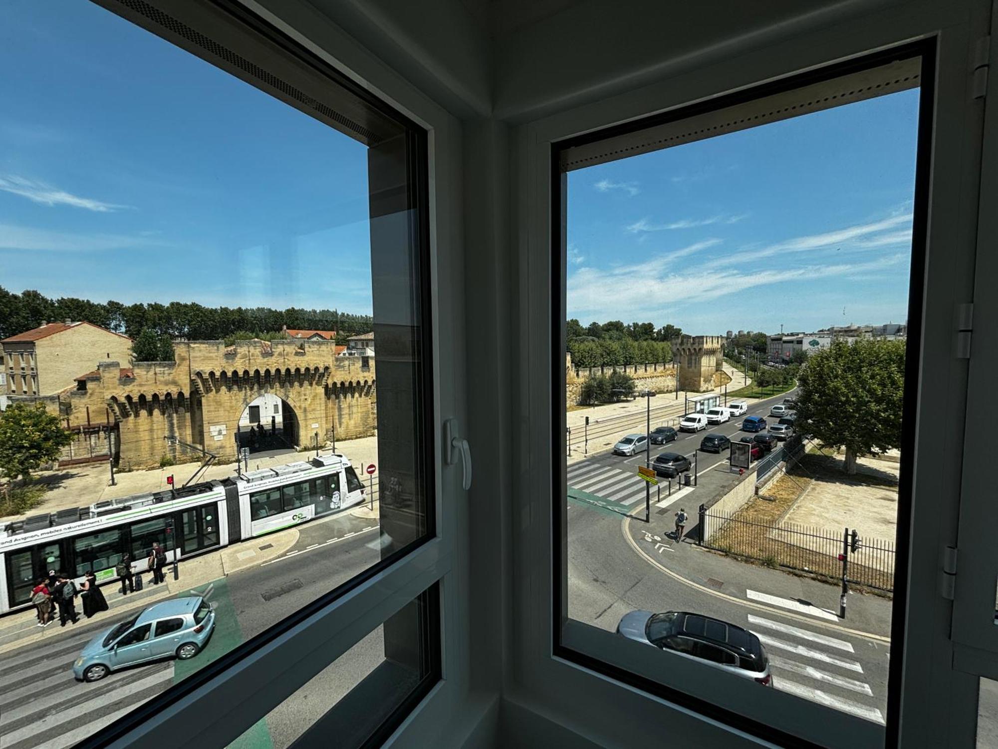 Residence Services Oh Activ Avignon Bagian luar foto